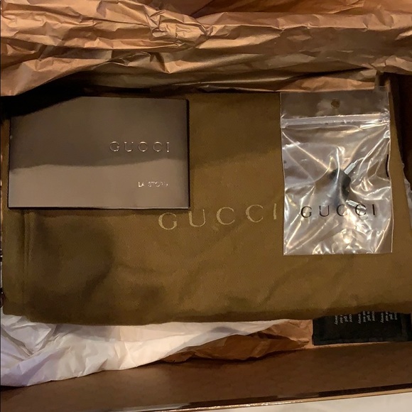 Gucci strappy heel. Crystal double G’s. Size 6M - Picture 9 of 12